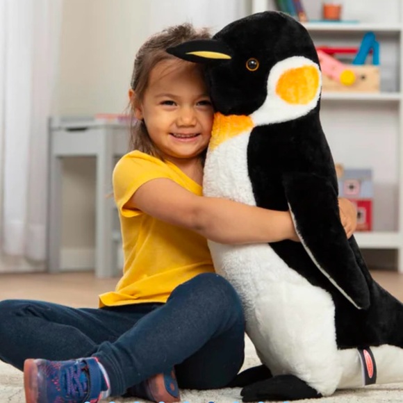 Melissa & Doug Giant Pinguin plush - Picture 13 of 14